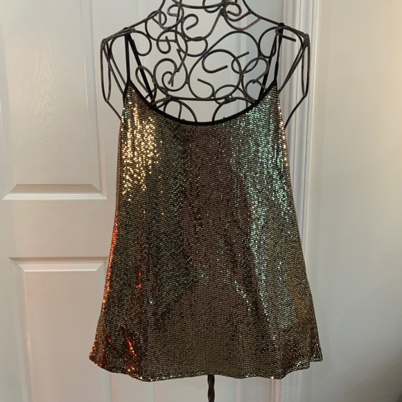 V In Style Tops - GOLD SEQUIN TANK PLUS SIZE 3X NWT